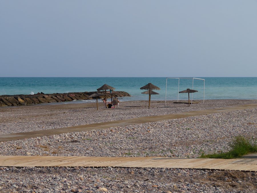 File:Playa de Beniesma, en el municipio de Moncófar, España.jpg
