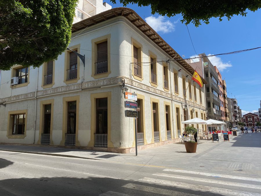 File:Casino de Almoradí.jpg