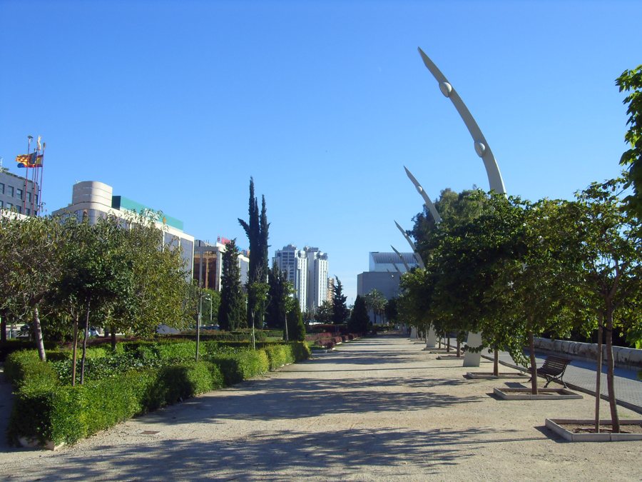 Stadtpark in Valencia – Symbolbild zum Wohnen und Leben